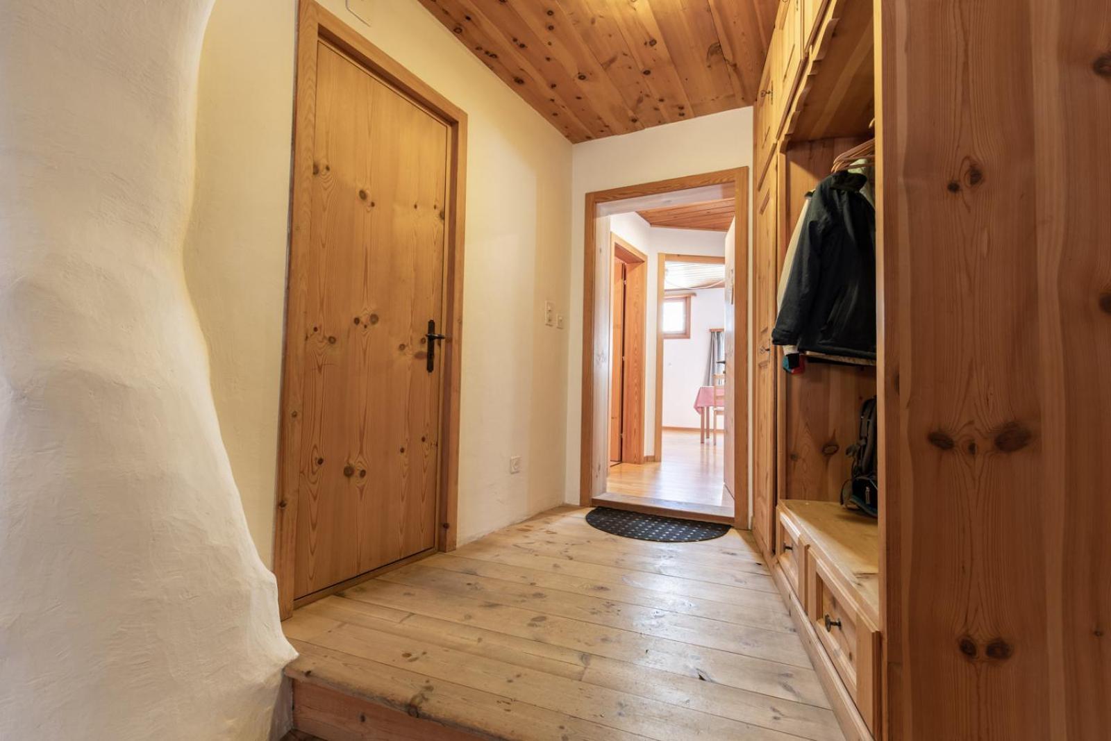 Chasa Curasch Apartman Scuol Kültér fotó